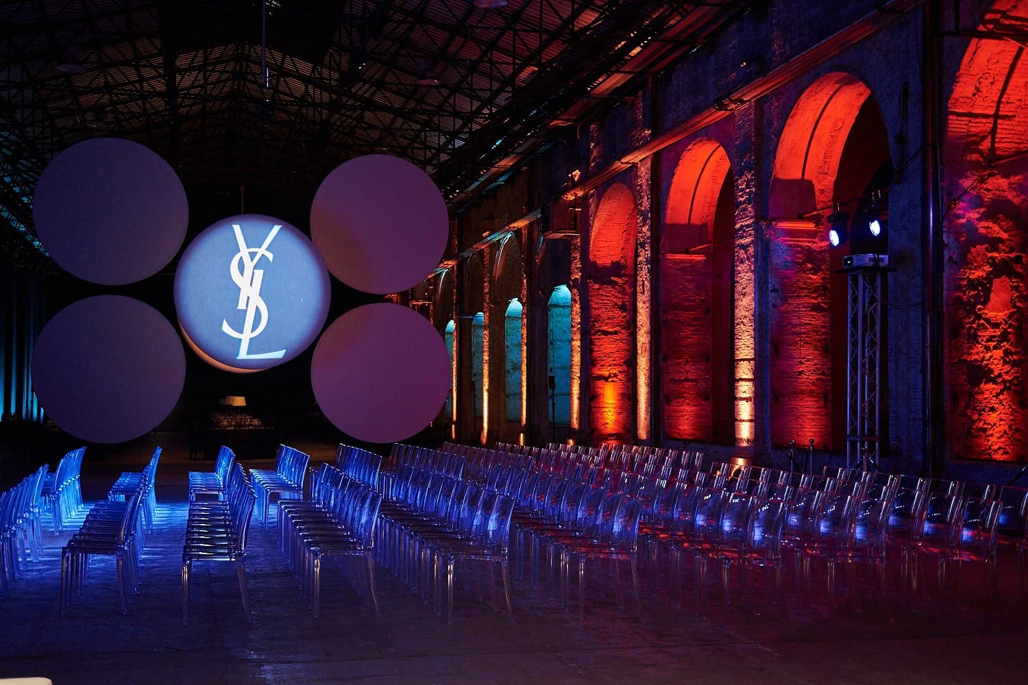 Saint Laurent - Image 1